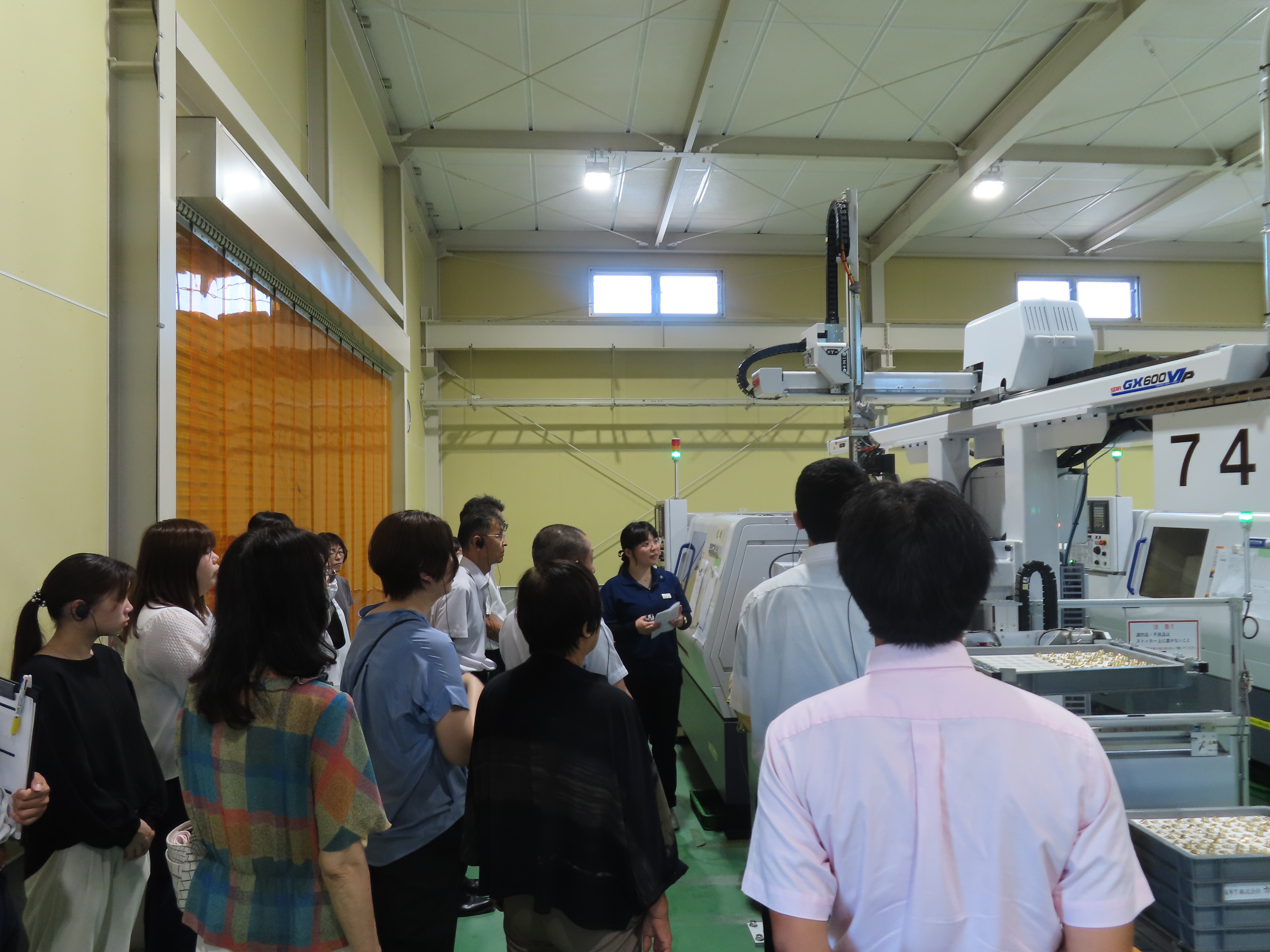 岩国市内（和木町含む）社会科の小学校教員25名が、会社見学に来られました。