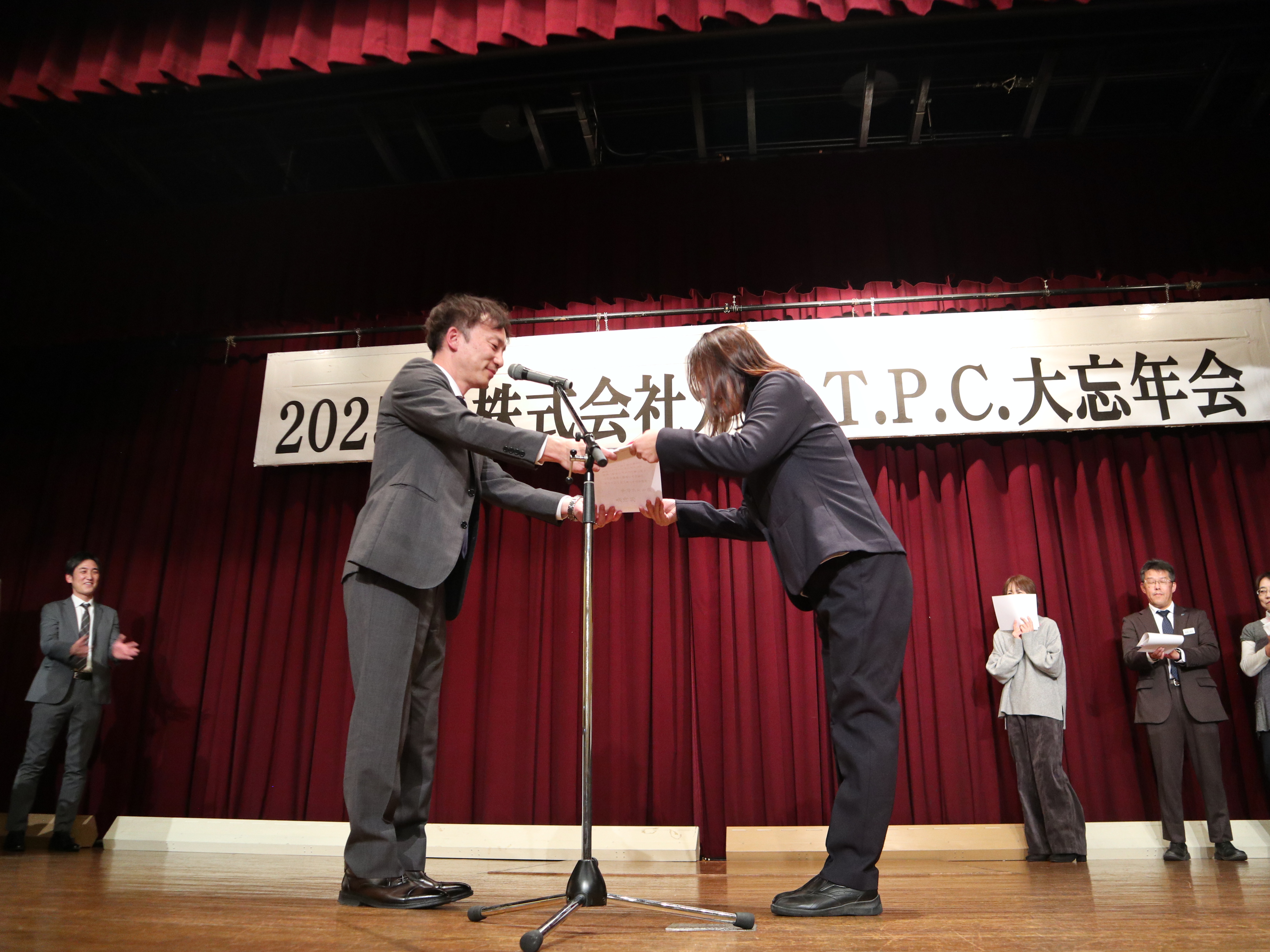 2025年度忘年会を行いました。